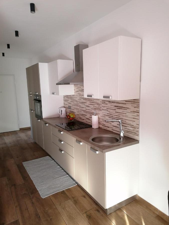 Apartments Jakov Makarska Exteriör bild