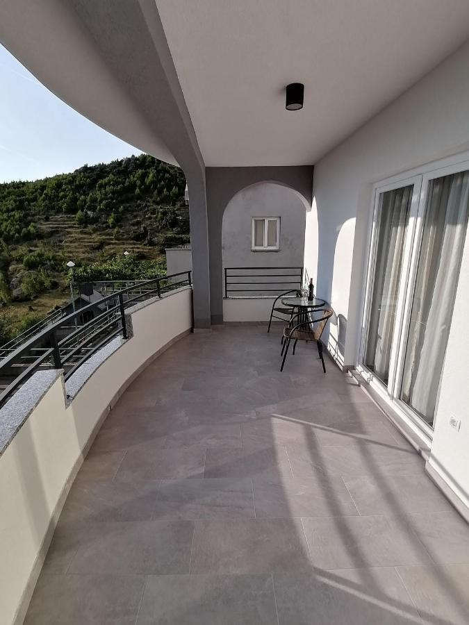 Apartments Jakov Makarska Exteriör bild